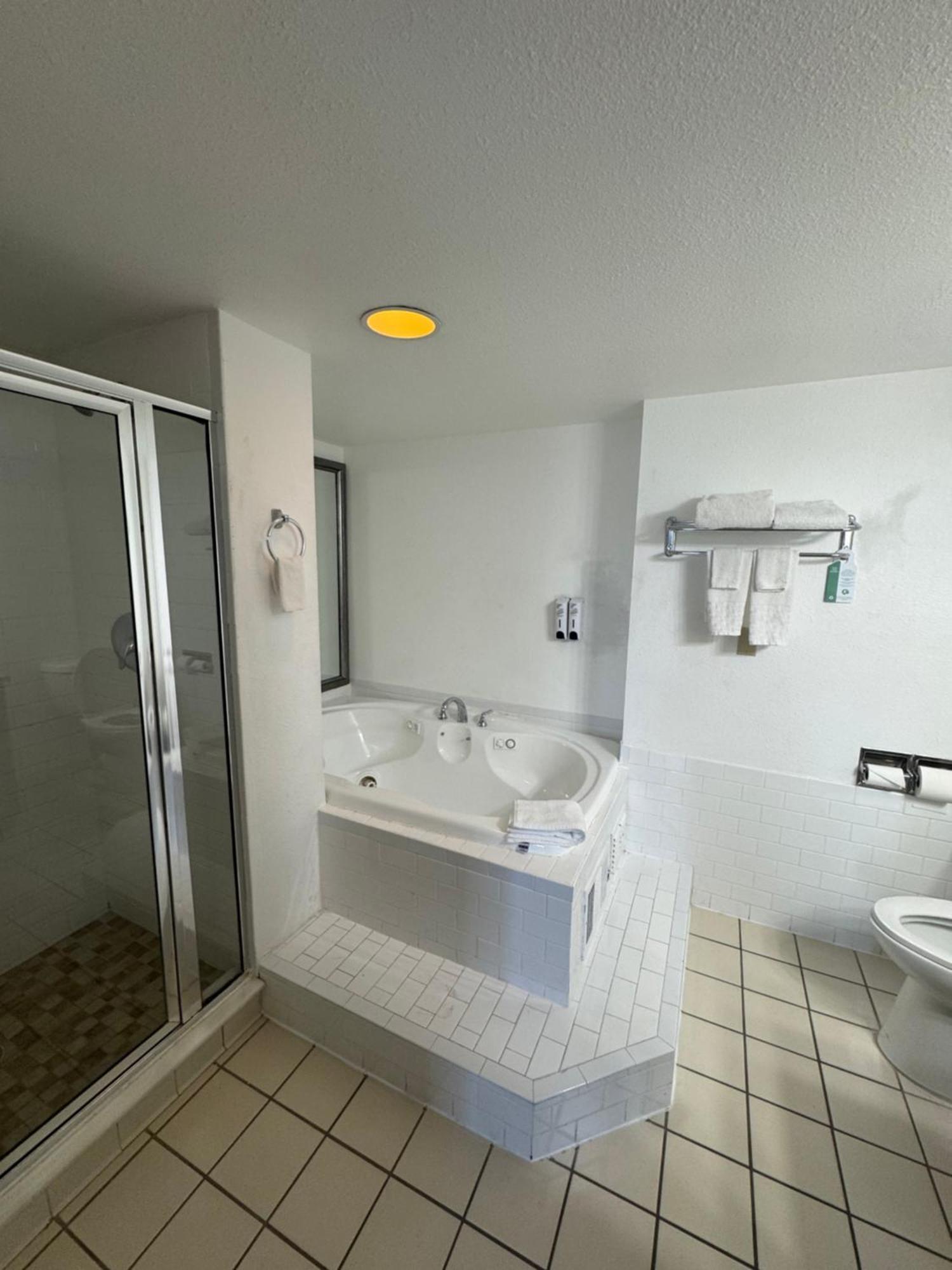 Airport Inn Форт Майерс Екстериор снимка